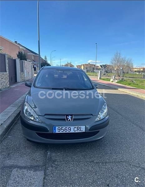 Usado Peugeot 307 138 CV (101 kW) 2004 Gris / plata Berlina