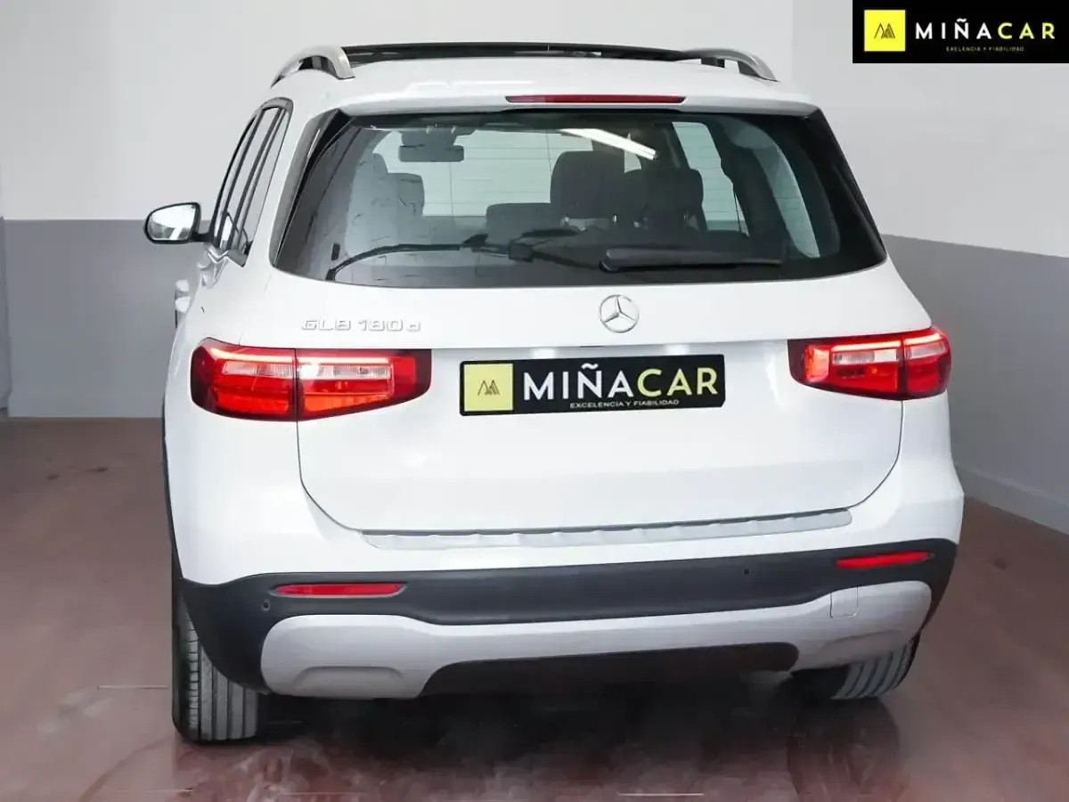 Usado Mercedes GLB200 150 CV (110 kW) 2021 Blanco SUV