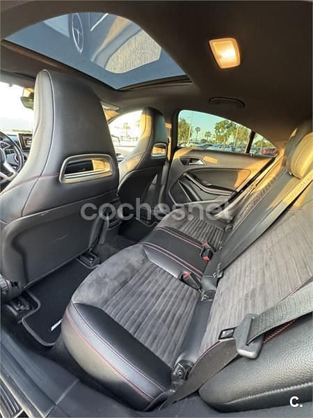 Usado Mercedes CLA220 AMG line 170 CV (125 kW) 2014 Gris / plata Berlina