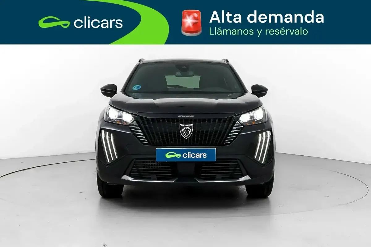Usado Peugeot 2008 Allure 136 CV (100 kW) 2025 Negro SUV