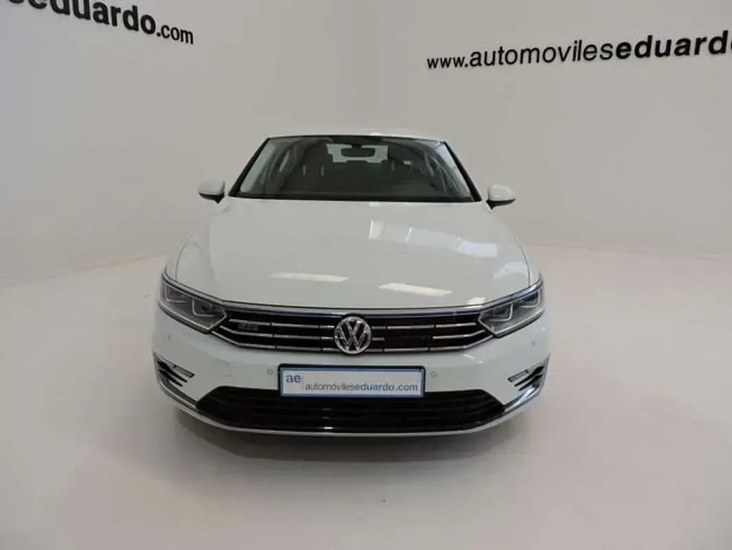Usado VW Passat GTE 218 CV (160 kW) 2017 Blanco Berlina