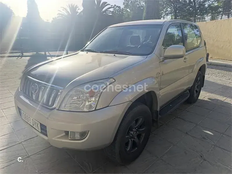 Usado Toyota Land Cruiser 166 CV (122 kW) 2006 Beige SUV