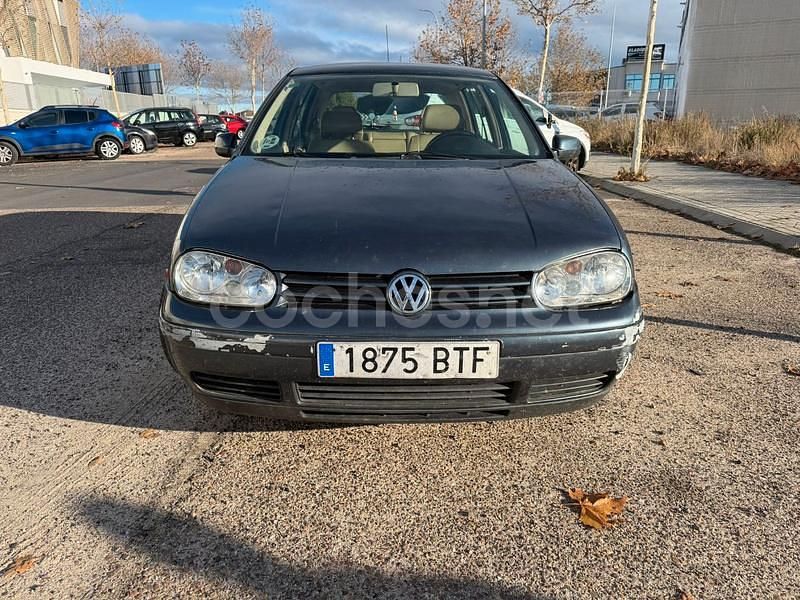 Gris / plata Usado 2002 VW Golf Conceptline Berlina | 1550 € (Super precio) - Imagen 1/4