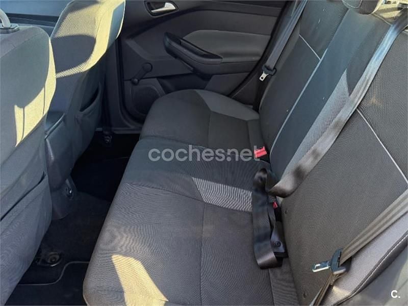 Usado Ford Focus Trend 150 CV (110 kW) 2011 Negro Berlina