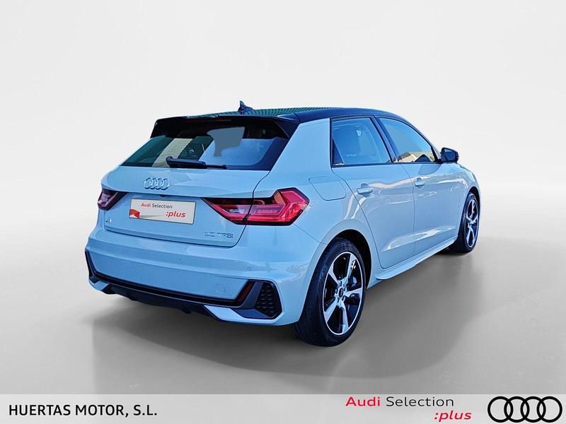 Usado Audi A1 Sportback 116 CV (85 kW) 2025 Gris Utilitario