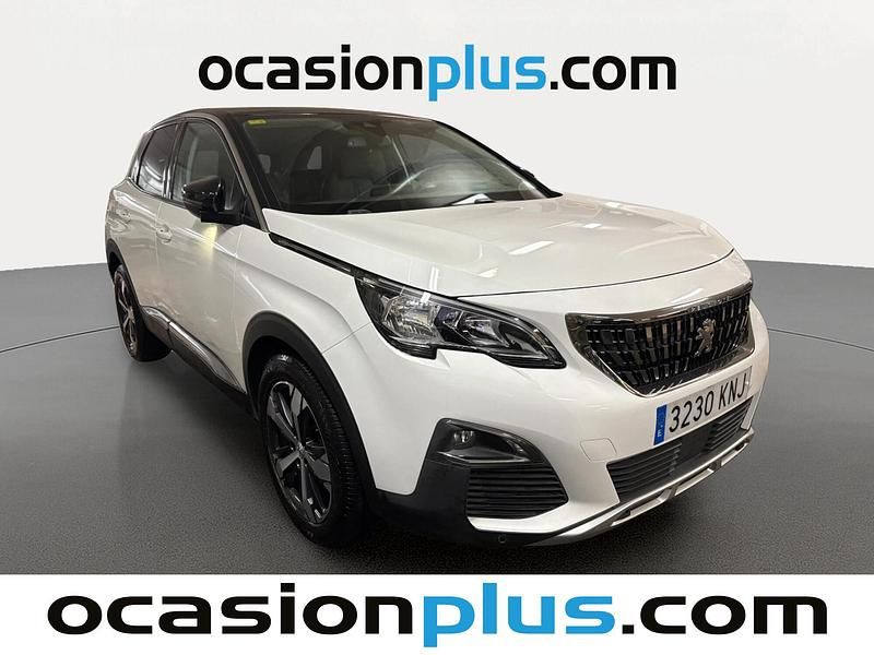 Usado Peugeot 3008 Allure 165 CV (121 kW) 2018 Blanco SUV