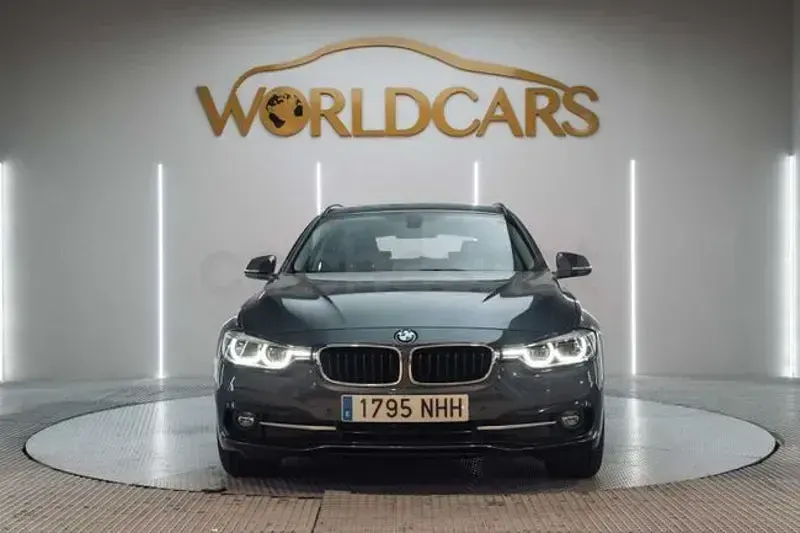 Usado BMW 316 116 CV (85 kW) 2018 Gris / plata Familiar
