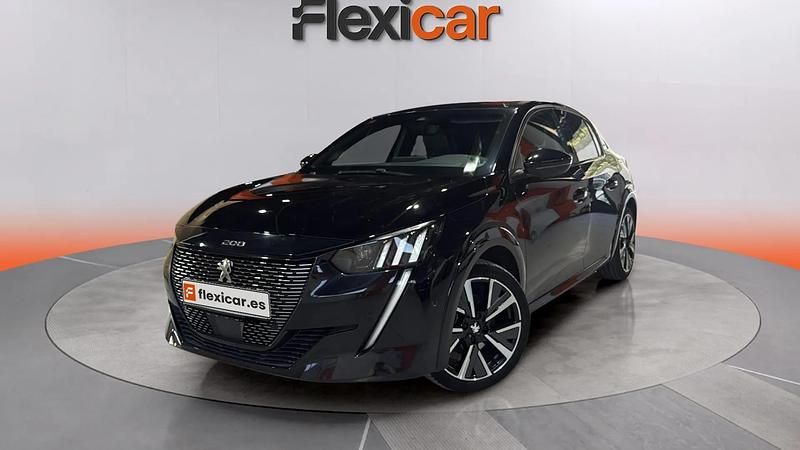 Usado Peugeot 208 GT-line 131 CV (96 kW) 2020 Negro Utilitario