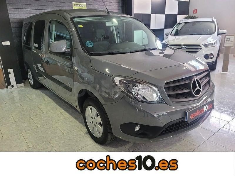 Gris / plata Usado 2017 Mercedes Citan 111 Familiar | 17.900 € (Caro) - Imagen 1/4