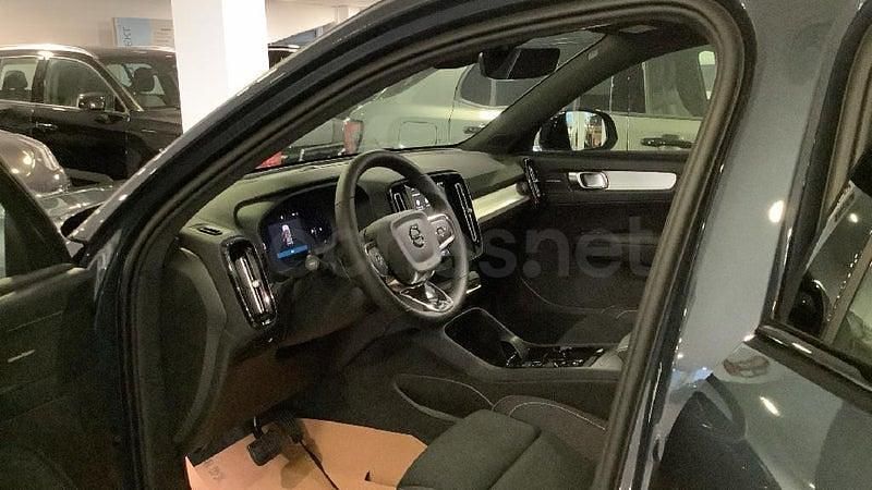 Nuevo Volvo XC40 Plus 163 CV (119 kW) 2025 Azul SUV