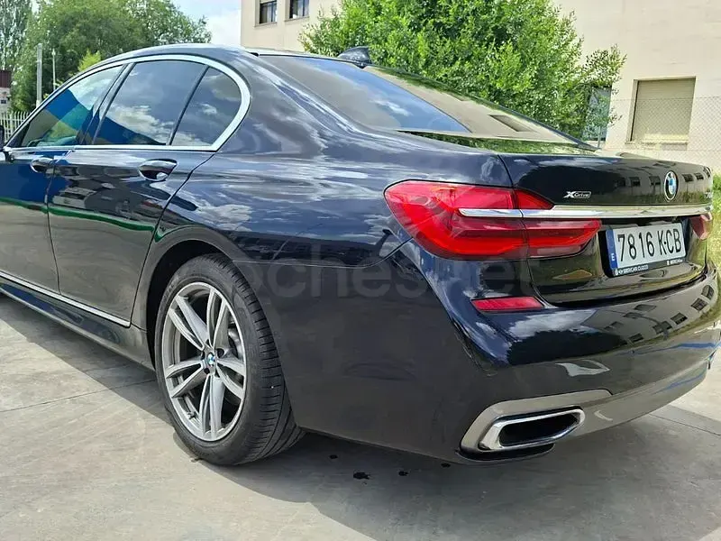 Usado BMW 740 320 CV (235 kW) 2017 Azul Berlina