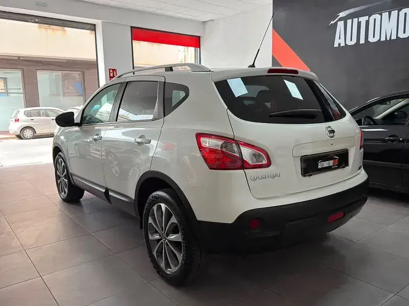 Usado Nissan Qashqai Tekna 130 CV (95 kW) 2013 Blanco SUV