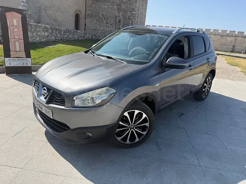 Usado Nissan Qashqai Premium Edition 110 CV (80 kW) 2012 Gris / plata SUV