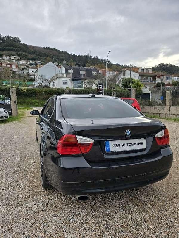 Usado BMW 318 143 CV (105 kW) 2008 Negro Berlina