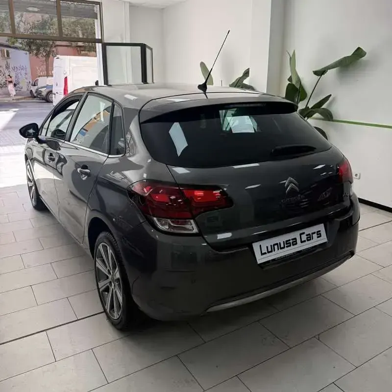 Usado Citroën C4 Live 99 CV (72 kW) 2015 Utilitario