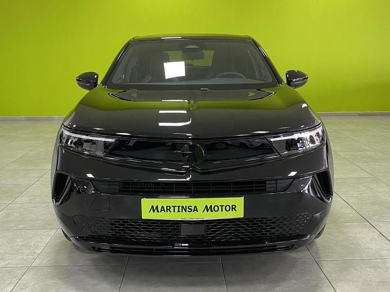 Usado Opel Mokka 136 CV (100 kW) 2025 Negro SUV