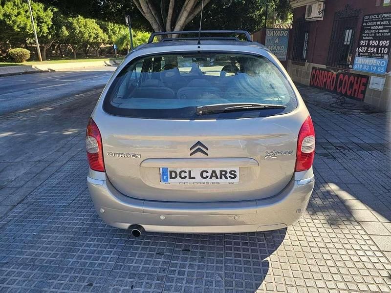 Usado Citroën Xsara Picasso 92 CV (67 kW) 2007 Marrón Monovolumen