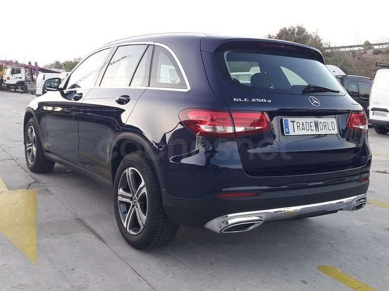 Usado Mercedes GLC250 204 CV (150 kW) 2019 Violeta / lila SUV