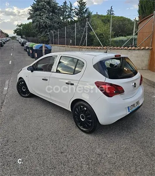 Usado Opel Corsa Selective 75 CV (55 kW) 2016 Blanco Utilitario