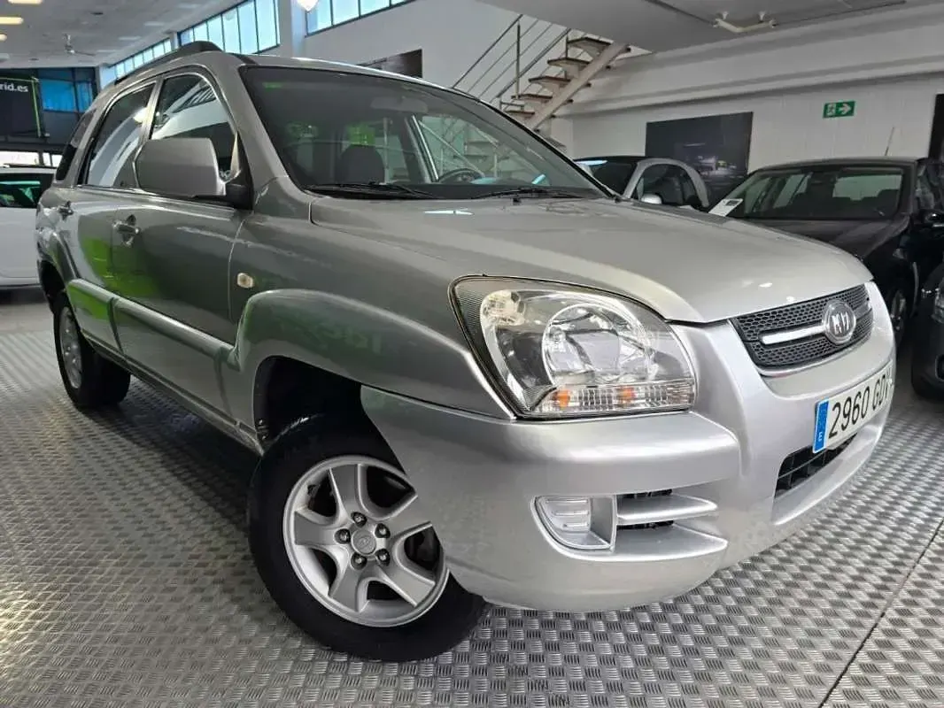 Usado Kia Sportage 141 CV (103 kW) 2008 Gris SUV