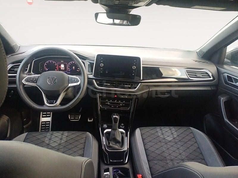 Usado VW T-Roc R-line 150 CV (110 kW) 2024 Gris / plata SUV