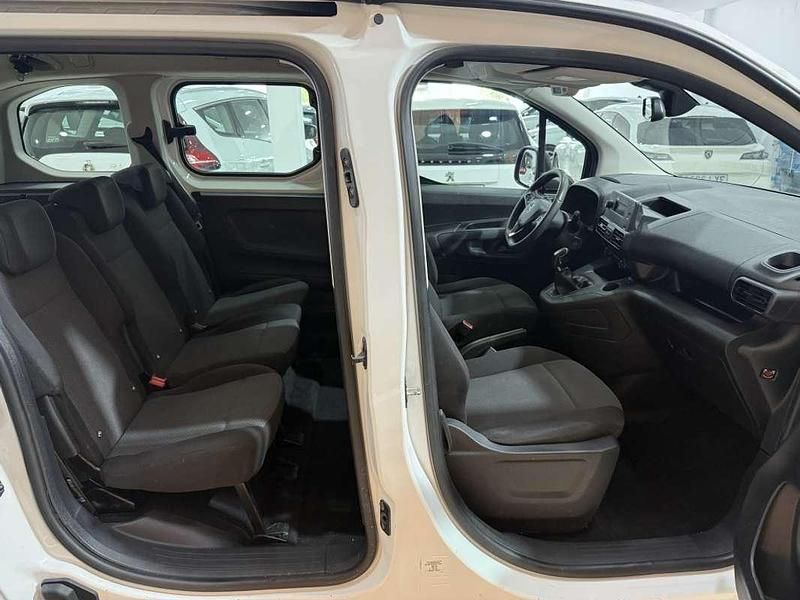 Usado Opel Combo Life Edition 102 CV (75 kW) 2021 Blanco Monovolumen