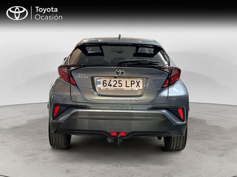 Usado Toyota C-HR Advance 122 CV (89 kW) 2021 Gris SUV