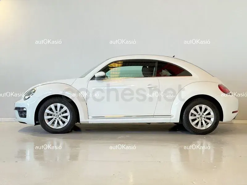 Usado VW Beetle Design 105 CV (77 kW) 2016 Blanco Utilitario