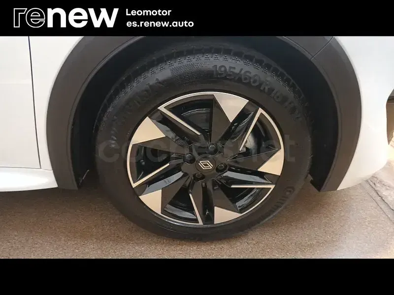 Nuevo Renault Clio V Evolution 120 CV (88 kW) 2026 Blanco Berlina