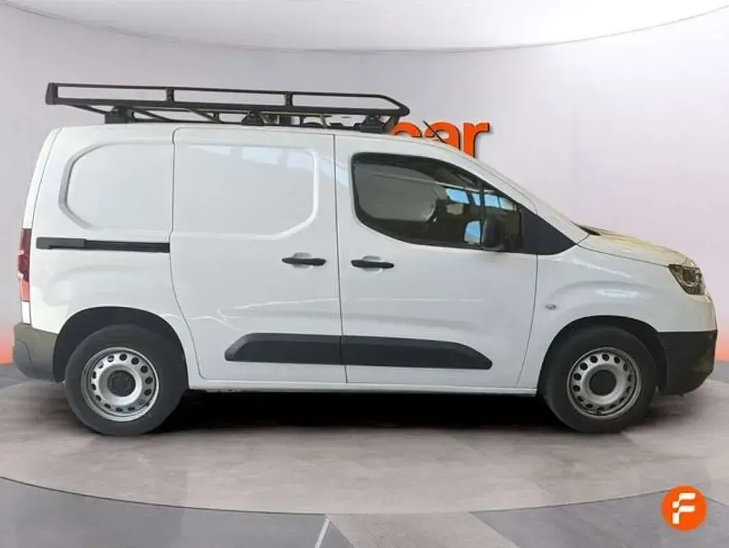 Usado Toyota Proace City City 131 CV (96 kW) 2021 Blanco Monovolumen