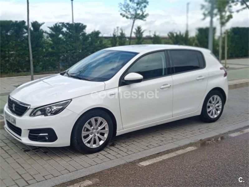 Etiqueta c (verde) Usado 2019 Peugeot 308 Style Berlina | 6900 € (Buen precio) - Imagen 1/4