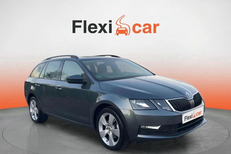 Gris Usado 2017 Skoda Octavia Ambition Familiar | 12.490 € (Buen precio) - Imagen 1/4