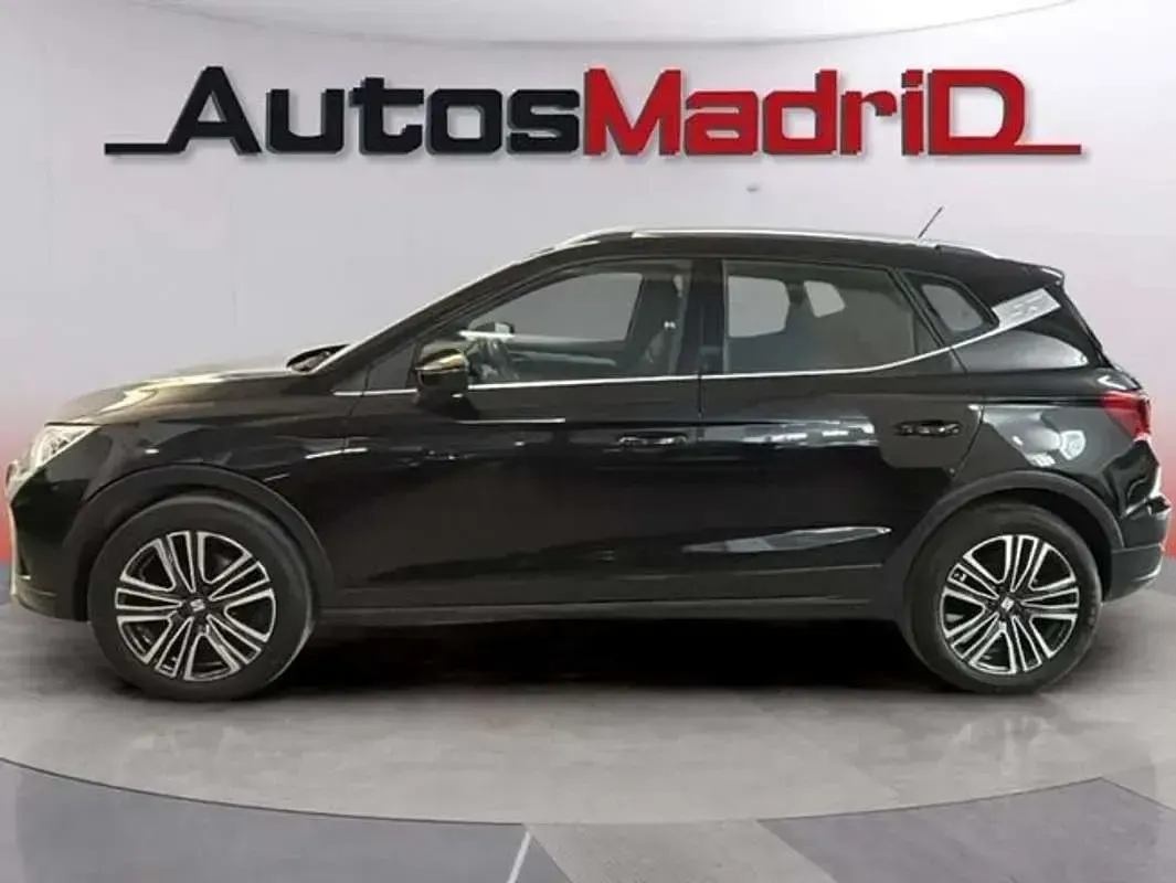 Usado Seat Arona FR 116 CV (85 kW) 2024 Negro SUV
