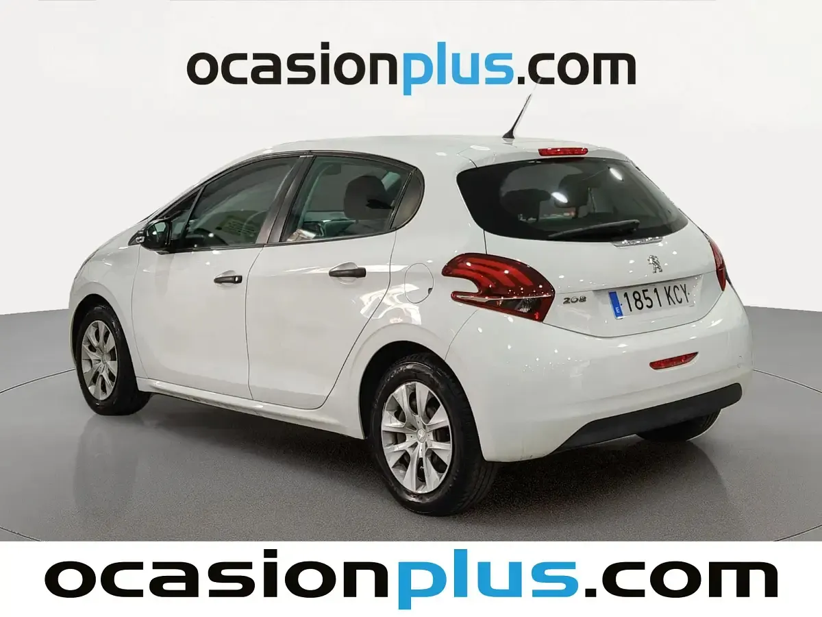 Usado Peugeot 208 Access 75 CV (55 kW) 2017 Blanco Utilitario