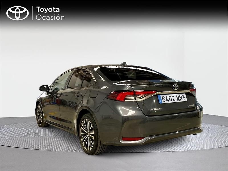 Usado Toyota Corolla Style 140 CV (102 kW) 2024 Gris grafito Berlina