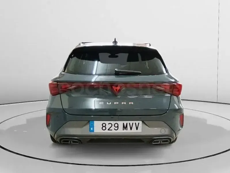 Usado Cupra Leon 150 CV (110 kW) 2024 Azul Familiar