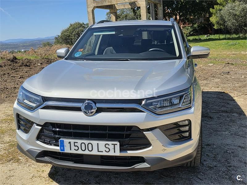 Usado Ssangyong (KGM) Korando Limited 163 CV (119 kW) 2021 Gris / plata SUV