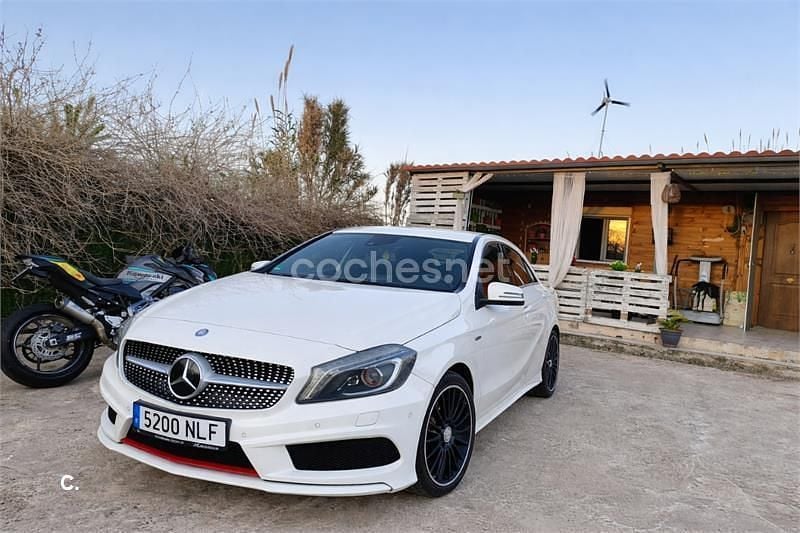 Usado Mercedes A250 218 CV (160 kW) 2015 Blanco Berlina