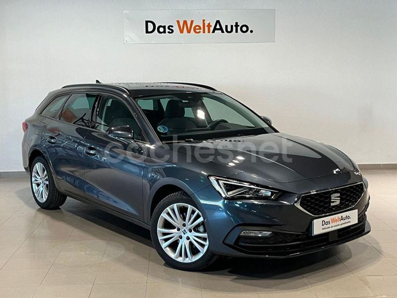Gris / plata Usado 2024 Seat Leon Style Familiar | 22.800 € (Buen precio) - Imagen 1/4
