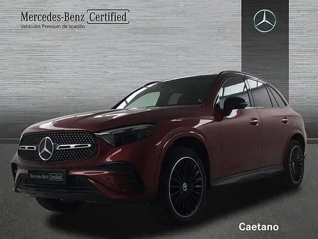 Usado Mercedes GLC300e 313 CV (230 kW) 2023 Rojo jacinto SUV