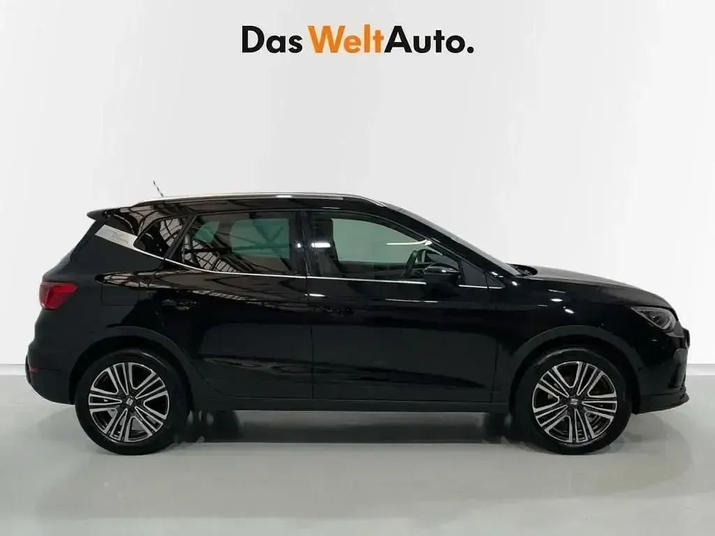 Usado Seat Arona FR 116 CV (85 kW) 2024 Negro SUV