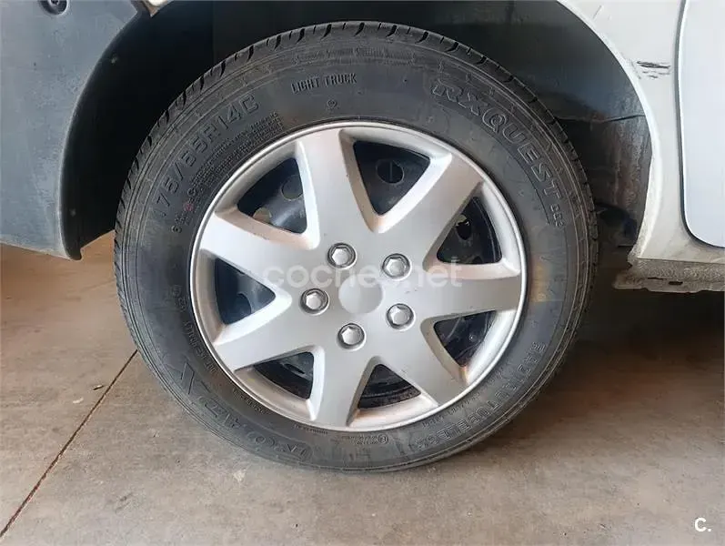 Usado Renault Kangoo 105 CV (77 kW) 2009 Blanco Monovolumen