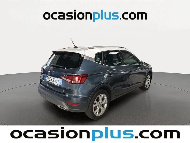 Usado Seat Arona FR 150 CV (110 kW) 2023 Gris SUV