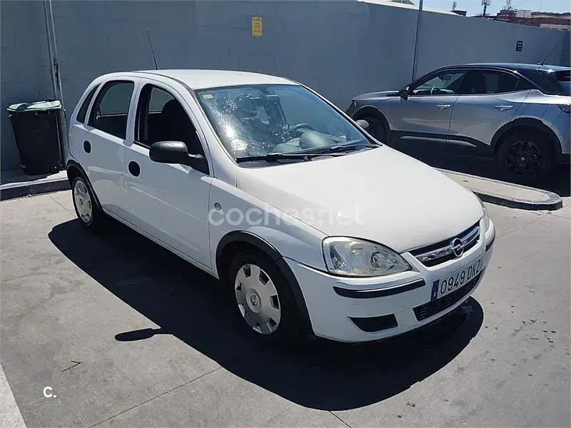 Usado Opel Corsa Enjoy 75 CV (55 kW) 2006 Blanco Utilitario
