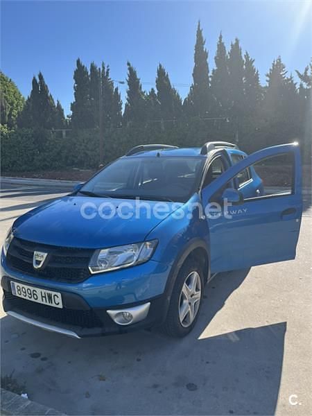 Azul Usado 2014 Dacia Sandero Stepway Utilitario | 5500 € (Super precio) - Imagen 1/4