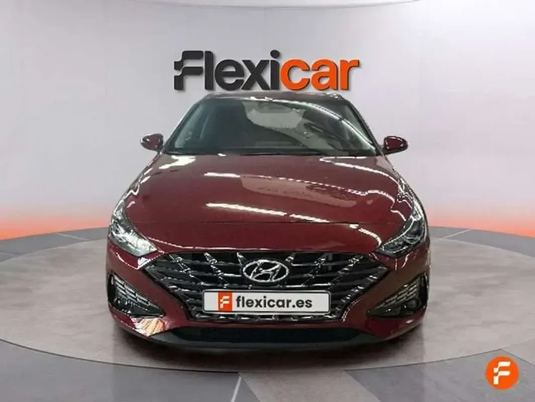 Usado Hyundai i30 120 CV (88 kW) 2023 Burdeos Berlina