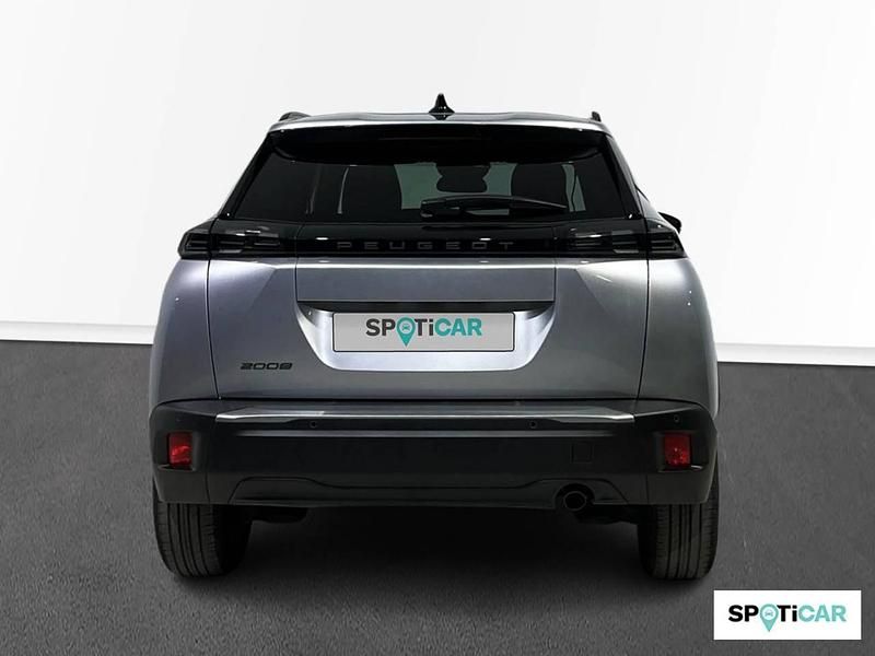 Usado Peugeot 2008 Allure 100 CV (73 kW) 2025 Gris SUV