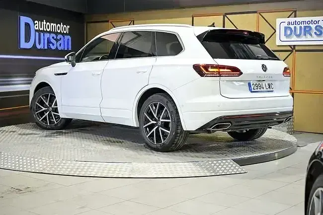 Usado VW Touareg 286 CV (210 kW) 2022 Blanco SUV