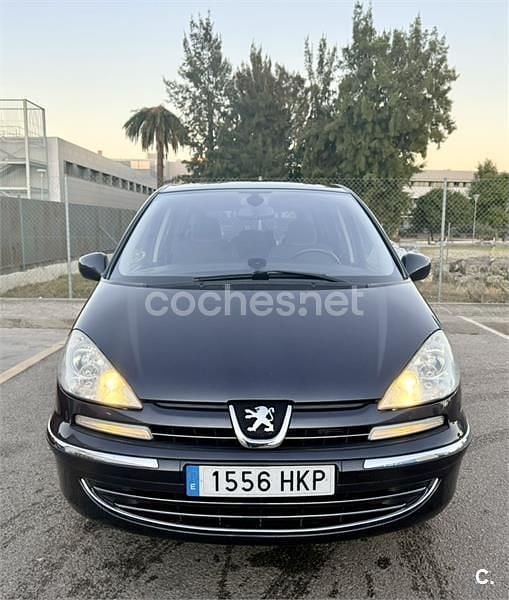 Gris / plata Usado 2012 Peugeot 807 Family Monovolumen | 6499 € (Precio justo) - Imagen 1/4