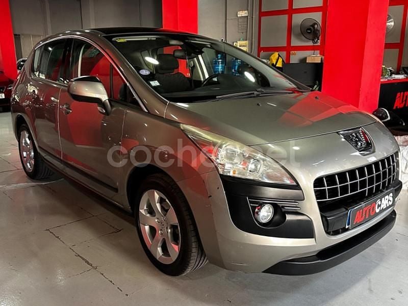Gris / plata Usado 2009 Peugeot 3008 Premium Berlina | 5900 € (Un poco caro) - Imagen 1/4